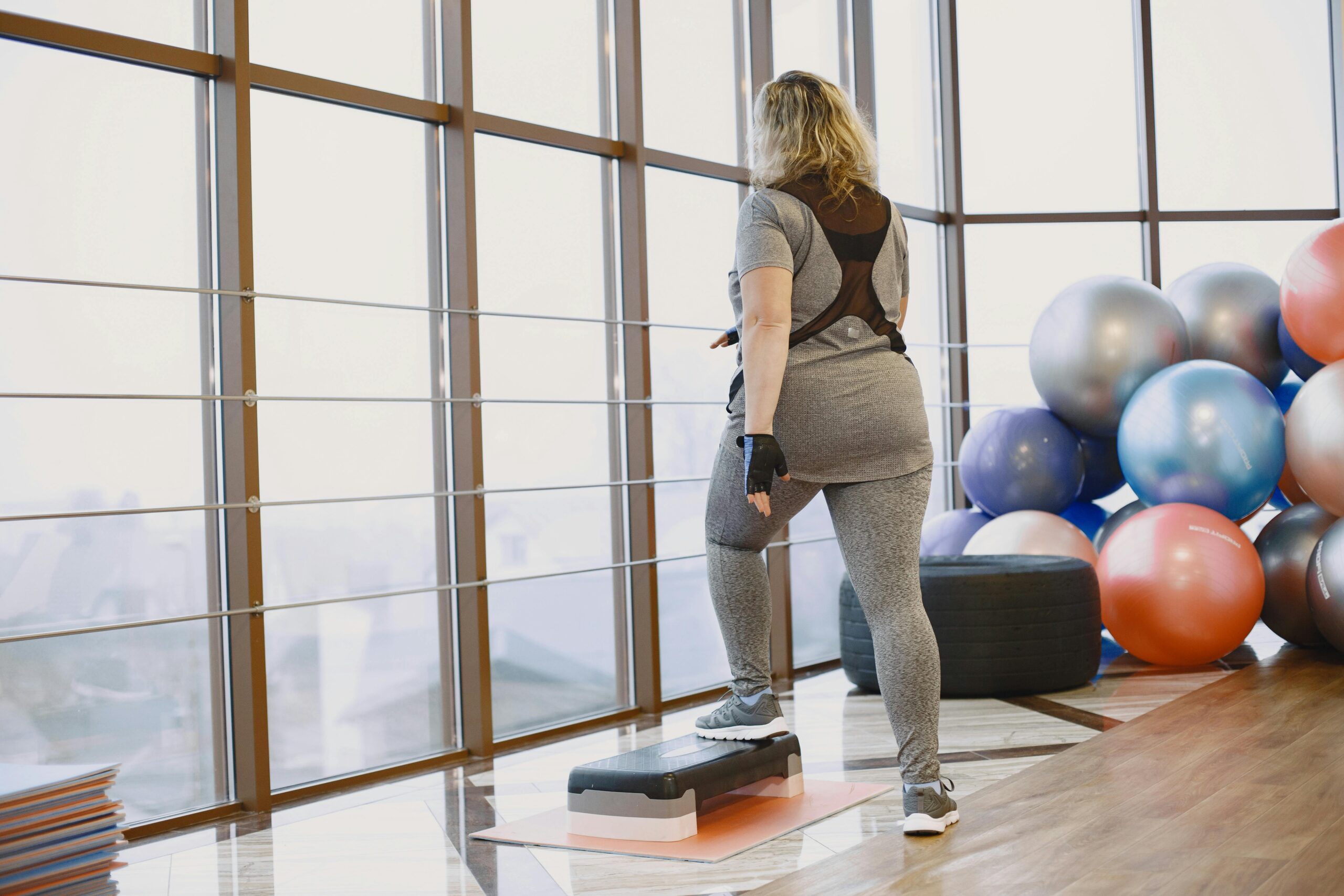 How Many Calories Does Step Aerobics Burn