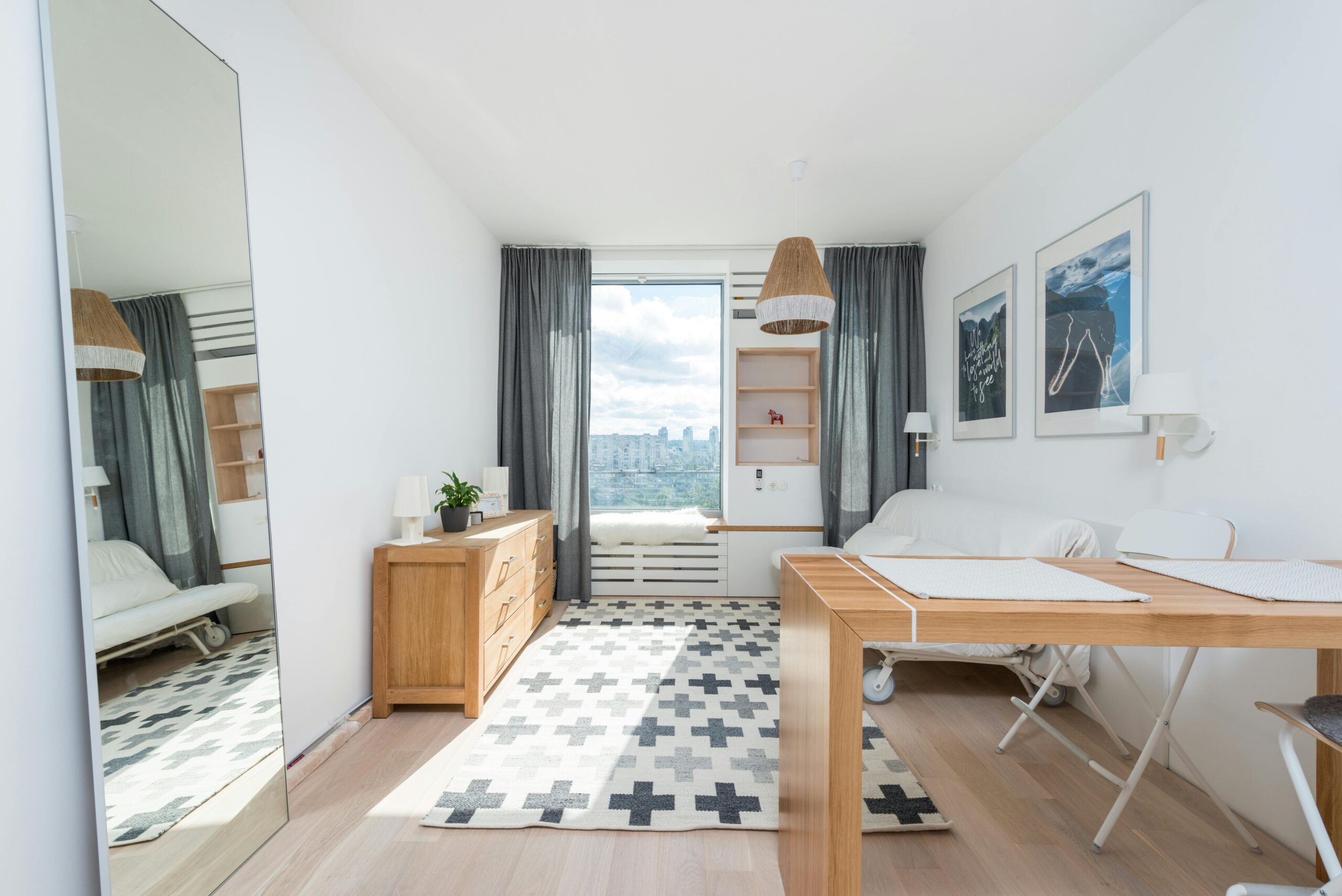 How to Make Tiny Apartment Look Spacious?